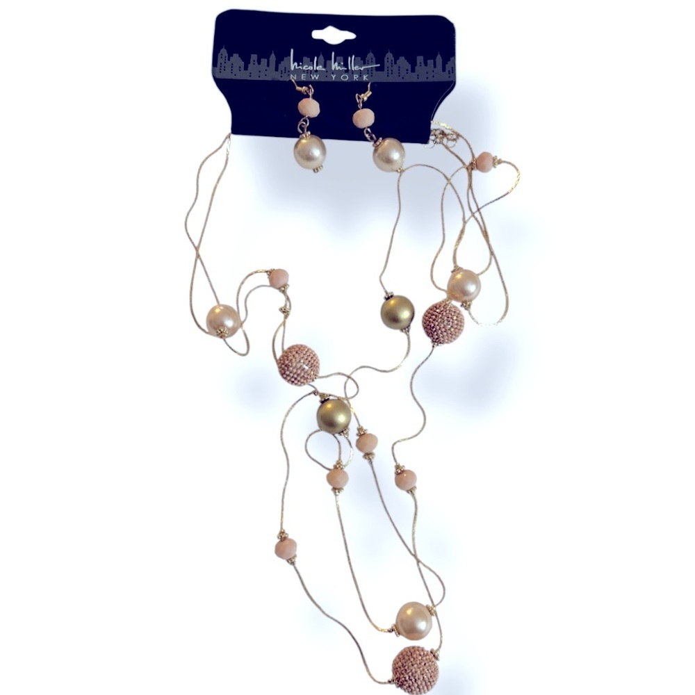 NWT Nicole Miller Elegant Gold and Pink Necklace Set